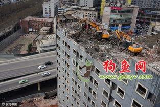 西安楼顶爆料案件视频,惊人真相揭露！